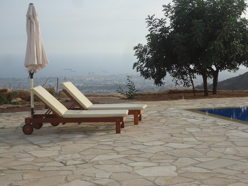 Petralona Apartment Agios Athanasios Exterior foto